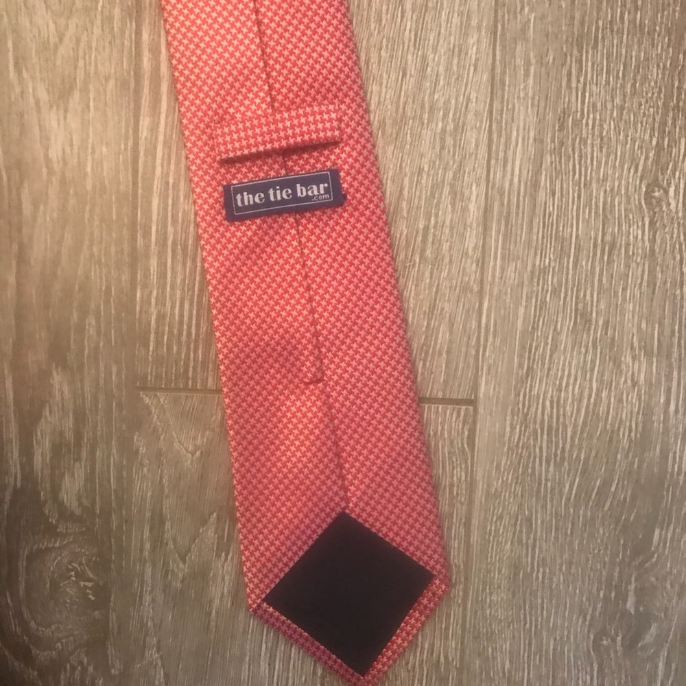 The Tie Bar tie